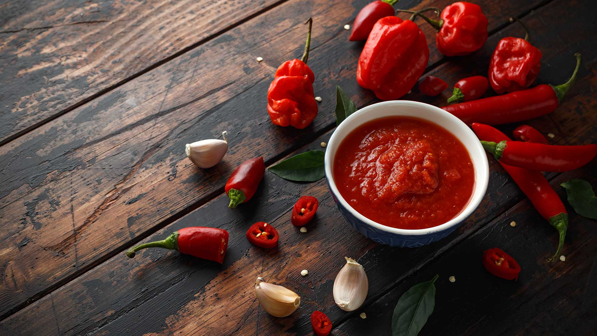 featuredimage-The-Benefits-in-Hot-Sauces